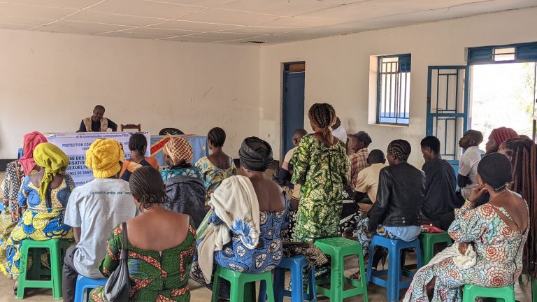 Lubero/Kayna : les déplacés de guerre de Sindamwambe outillés aux mécanismes de signalement des violences et abus sexuels