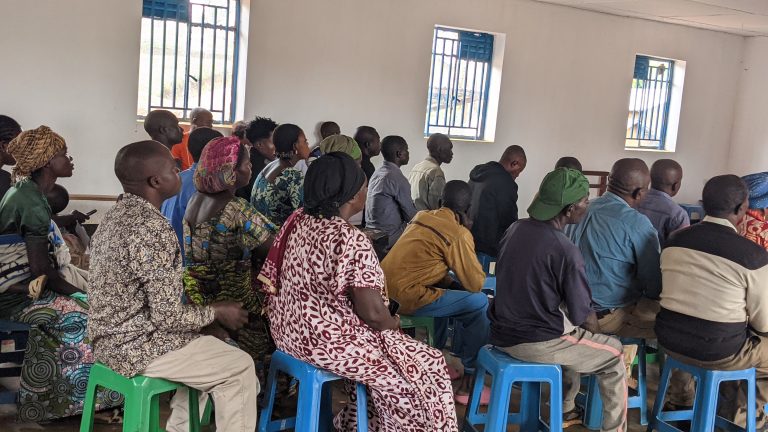 Rutshuru : une campagne d’alphabétisation redonne espoir aux populations vulnérables de l’aire de santé CEPROMI